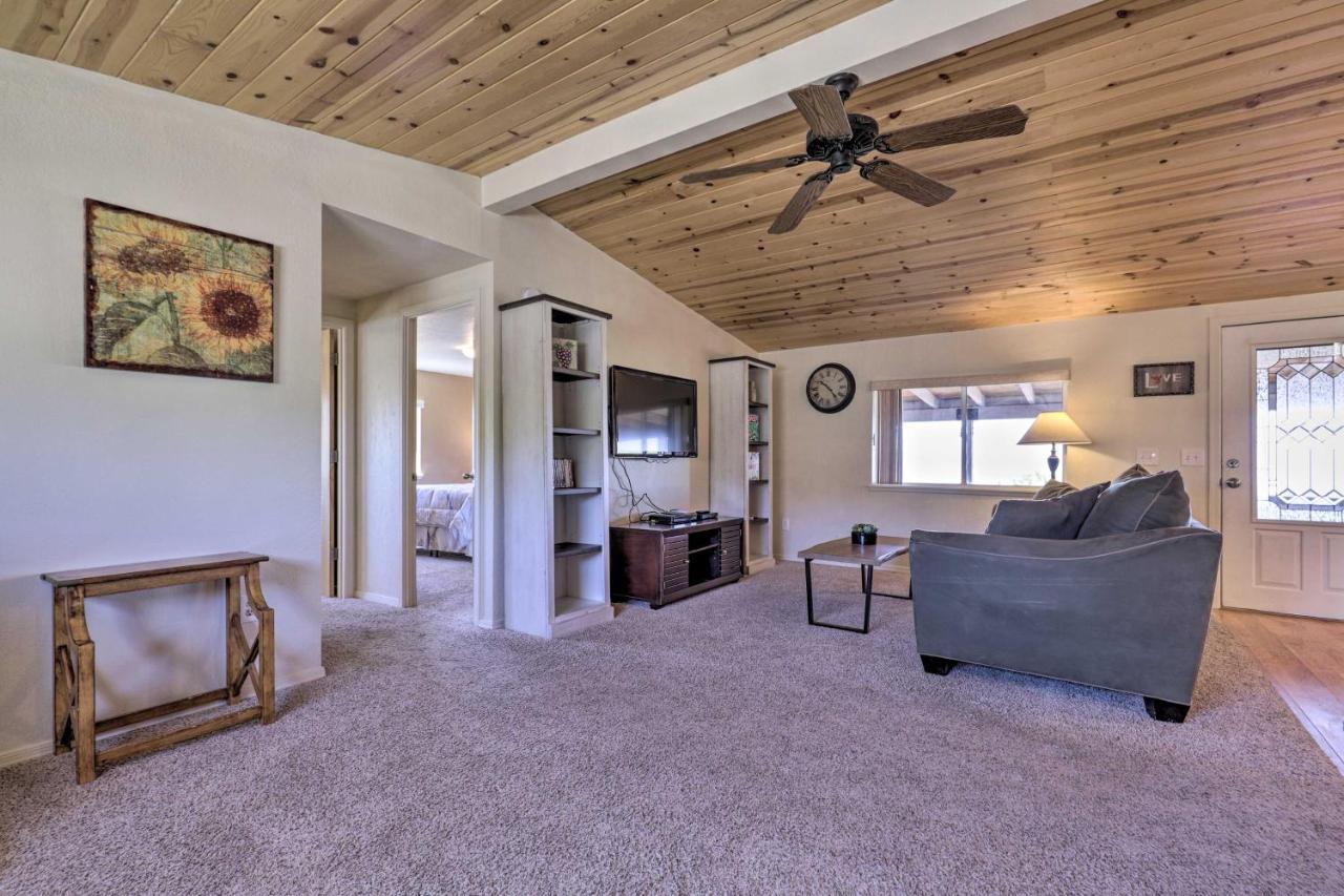 Rustic Bullhead City Retreat With Porch And Views Εξωτερικό φωτογραφία